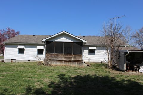 Tiny photo for 3107 Apricot Avenue, Mt Vernon, IL 62864 (MLS # 12606023)