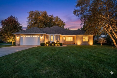 Photo of 1617 Southlawn Place, Aurora, IL 60506 (MLS # 12760715)