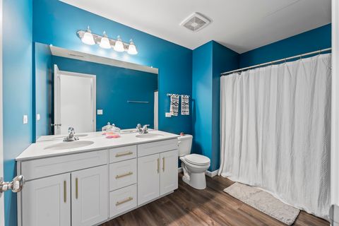 Tiny photo for 3211 Semple Way, Mundelein, IL 60060 (MLS # 12564280)