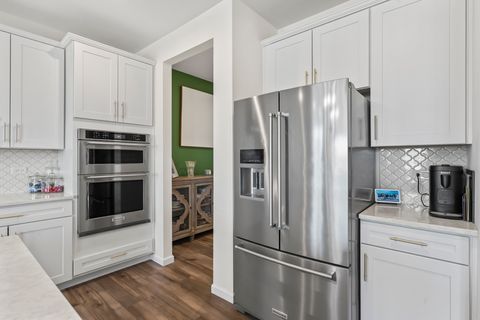 Tiny photo for 3211 Semple Way, Mundelein, IL 60060 (MLS # 12564280)