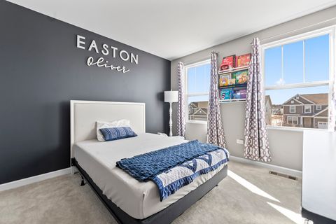 Tiny photo for 3211 Semple Way, Mundelein, IL 60060 (MLS # 12564280)