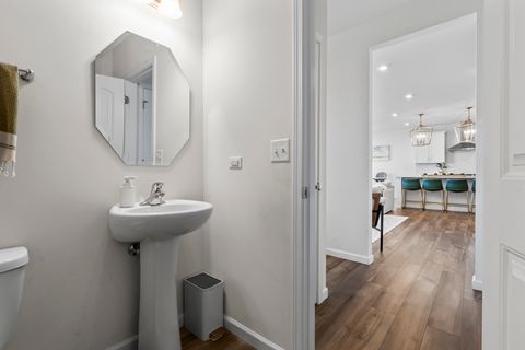 Tiny photo for 3211 Semple Way, Mundelein, IL 60060 (MLS # 12564280)