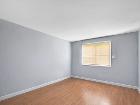 Tiny photo for 191 N Waters Edge Drive #101, Glendale Heights, IL 60139 (MLS # 12636475)