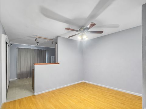Tiny photo for 191 N Waters Edge Drive #101, Glendale Heights, IL 60139 (MLS # 12636475)