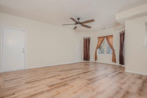 Tiny photo for 7037 S Crandon Avenue #219, Chicago, IL 60649 (MLS # 12506471)