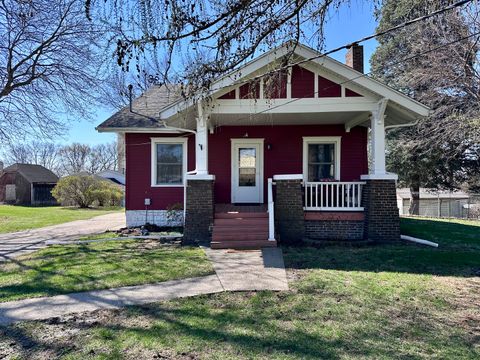 Photo of 1305 W 3rd Street, Sterling, IL 61081 (MLS # 12612543)