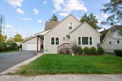 A home in Oak Lawn