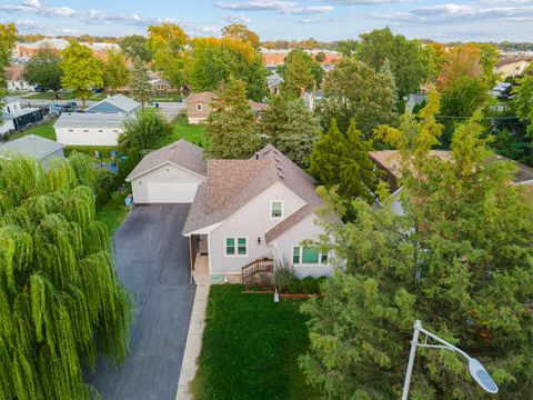 A home in Oak Lawn