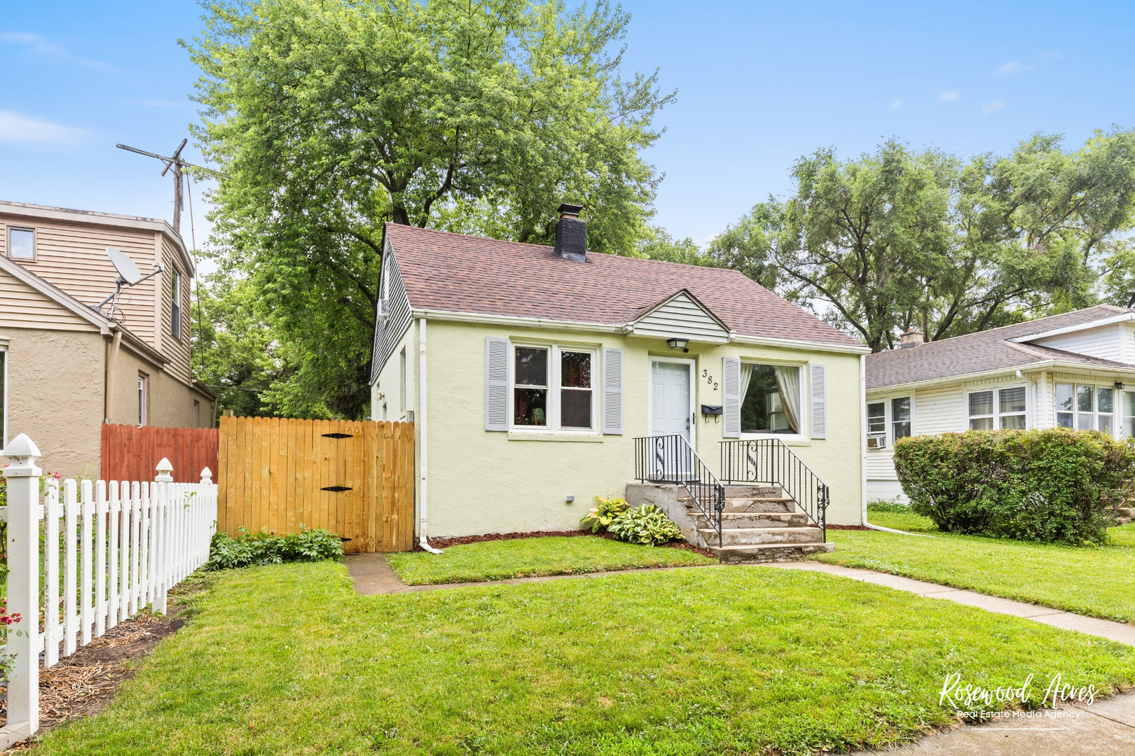 382 N 8th Avenue
