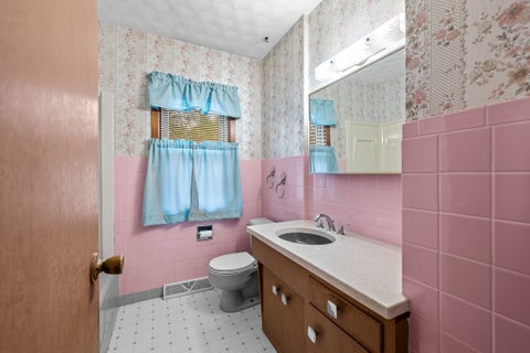 Tiny photo for 2833 Kelling Street, Davenport, IA 52804 (MLS # 12764809)