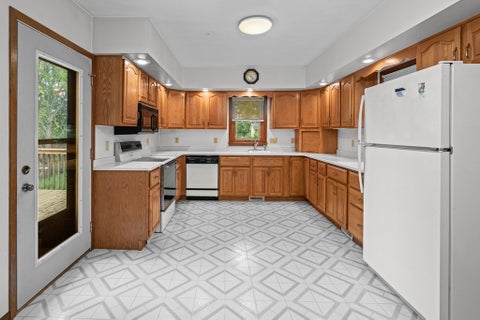 Tiny photo for 2833 Kelling Street, Davenport, IA 52804 (MLS # 12764809)