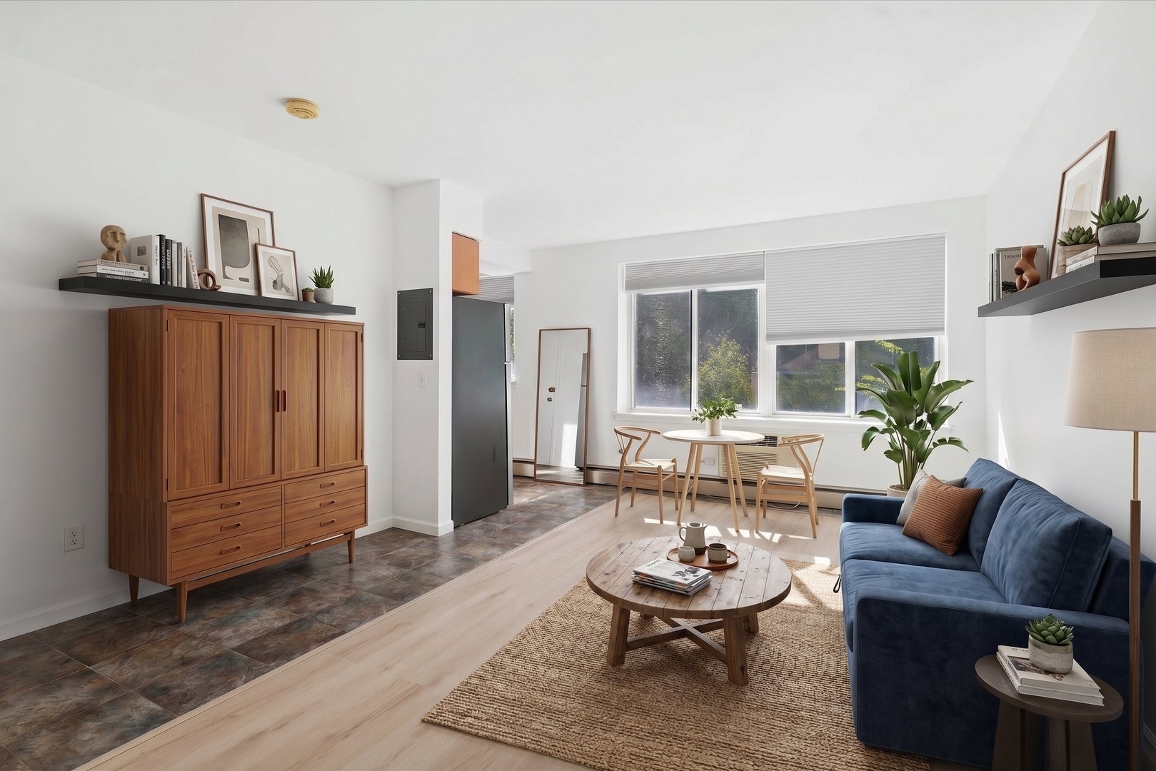 539 W Stratford Place 408
