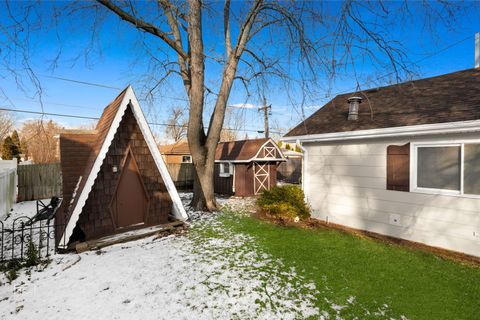 Tiny photo for 138 N Elmwood Avenue, Wood Dale, IL 60191 (MLS # 12575015)