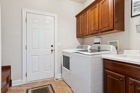 Tiny photo for 12840 SHENANDOAH Trail, Plainfield, IL 60585 (MLS # 12475408)