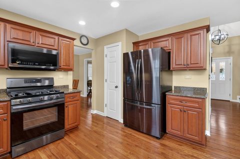 Tiny photo for 599 Hempstead Avenue, Naperville, IL 60565 (MLS # 12577348)