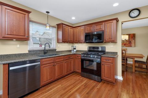 Tiny photo for 599 Hempstead Avenue, Naperville, IL 60565 (MLS # 12577348)