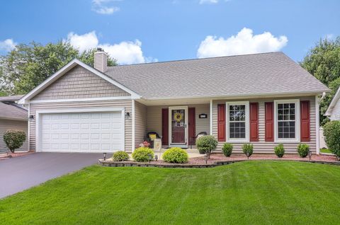 Photo of 599 Hempstead Avenue, Naperville, IL 60565 (MLS # 12577348)