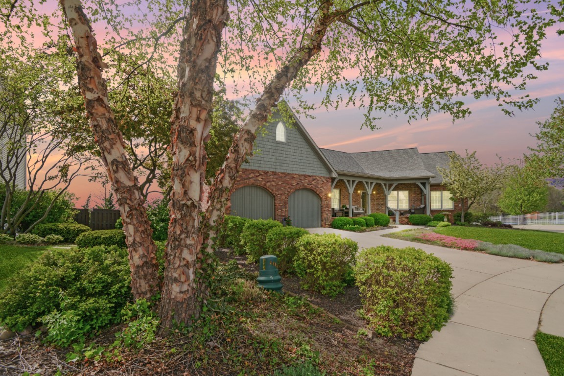 3 Stonehedges Court