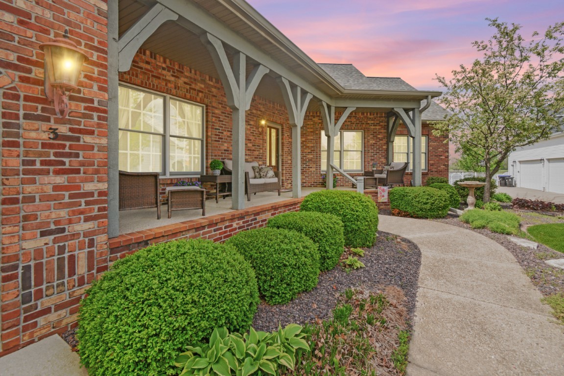 3 Stonehedges Court