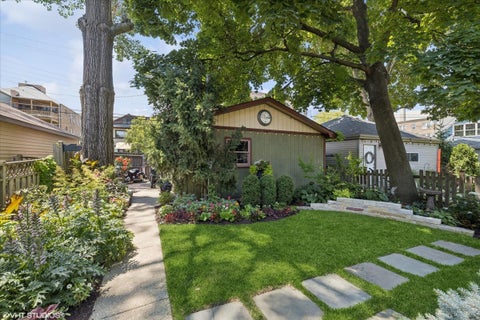 Tiny photo for 227 S Euclid Avenue, Oak Park, IL 60302 (MLS # 12716869)