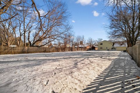 Tiny photo for 811 Copley Lane, Joliet, IL 60431 (MLS # 12555917)