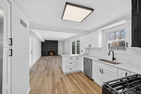 Tiny photo for 811 Copley Lane, Joliet, IL 60431 (MLS # 12555917)