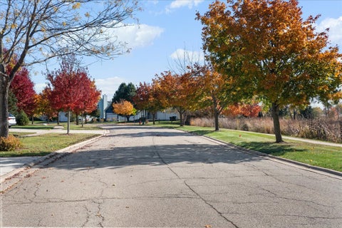 Tiny photo for 458 W Dalton Drive, Round Lake, IL 60073 (MLS # 12797089)