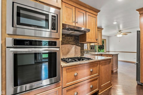 Tiny photo for 24422 W Cherokee Trail, Grayslake, IL 60030 (MLS # 12738926)