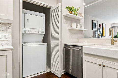 Tiny photo for 808 N Greenview Avenue #2B, Chicago, IL 60642 (MLS # 12752849)