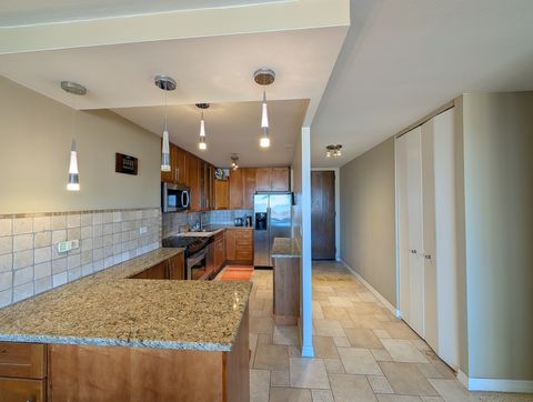 Tiny photo for 720 W Gordon Terrace #6K, Chicago, IL 60613 (MLS # 12572314)