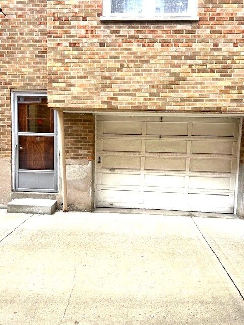 Tiny photo for 33 S Madison Avenue #1B, La Grange, IL 60525 (MLS # 12606598)