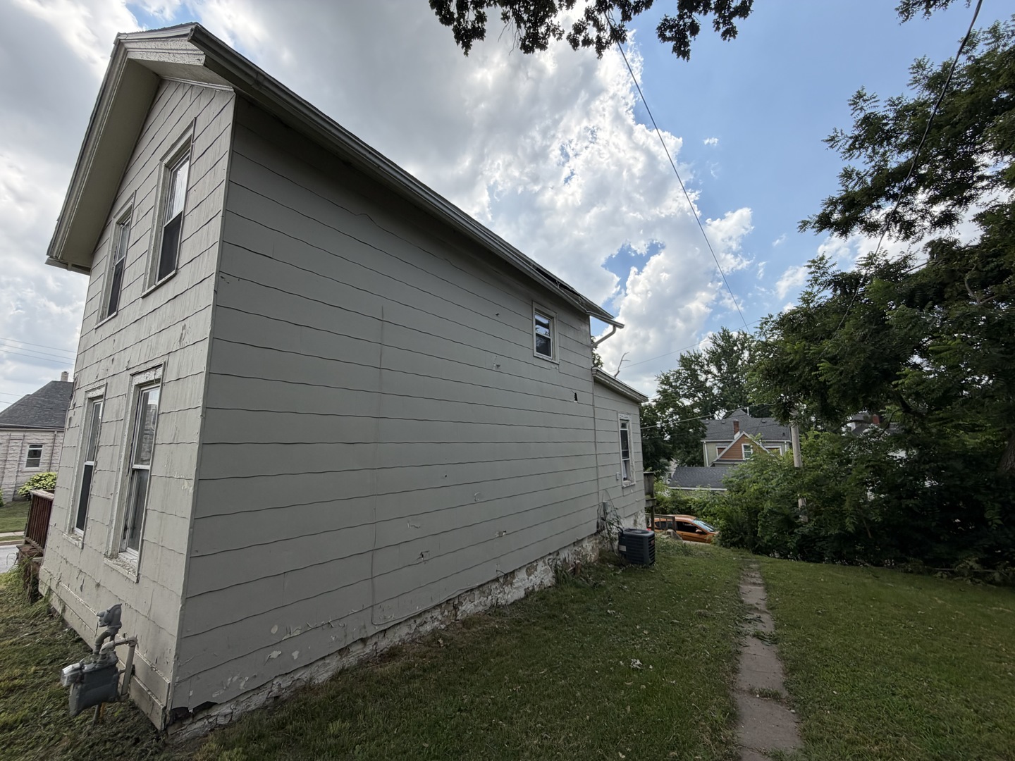 1016 Iowa Street