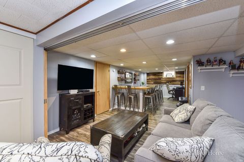 Tiny photo for 856 N Webster Street, Naperville, IL 60563 (MLS # 12611961)