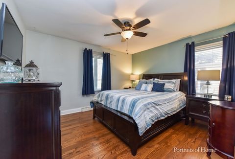 Tiny photo for 856 N Webster Street, Naperville, IL 60563 (MLS # 12611961)