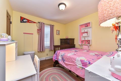 Tiny photo for 856 N Webster Street, Naperville, IL 60563 (MLS # 12611961)