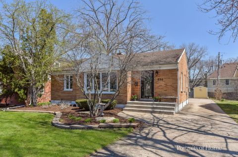 Tiny photo for 856 N Webster Street, Naperville, IL 60563 (MLS # 12611961)