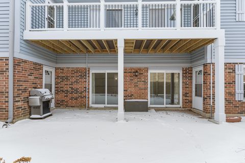 Tiny photo for 1505 Commodore Court #1, Schaumburg, IL 60193 (MLS # 12553255)