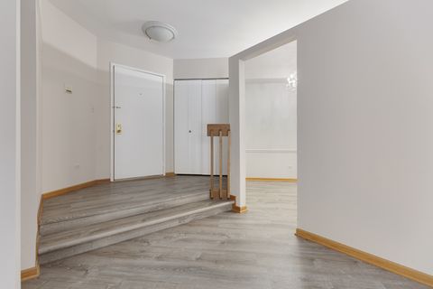 Tiny photo for 1505 Commodore Court #1, Schaumburg, IL 60193 (MLS # 12553255)