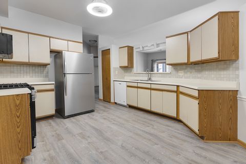 Tiny photo for 1505 Commodore Court #1, Schaumburg, IL 60193 (MLS # 12553255)