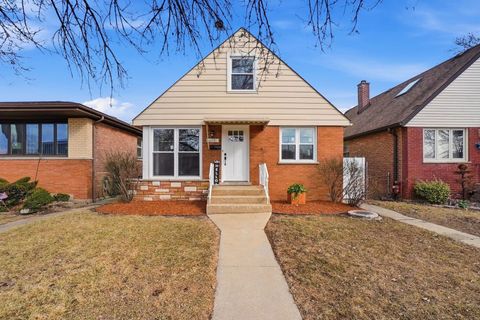 Photo of 6051 S Normandy Avenue, Chicago, IL 60638 (MLS # 12582915)