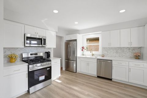 Tiny photo for 6051 S Normandy Avenue, Chicago, IL 60638 (MLS # 12582915)