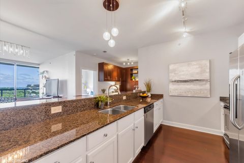 Tiny photo for 100 E 14th Street #903, Chicago, IL 60605 (MLS # 12448069)