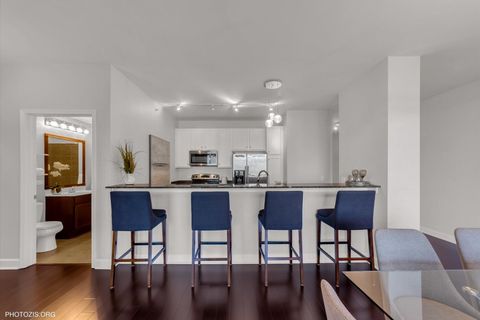 Tiny photo for 100 E 14th Street #903, Chicago, IL 60605 (MLS # 12448069)