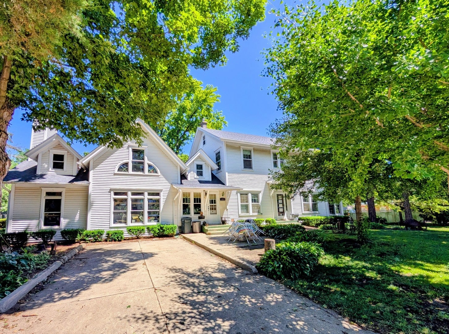 24012 W Newkirk Drive