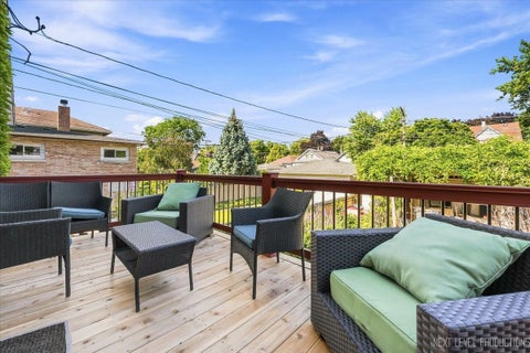 Tiny photo for 1137 S East Avenue, Oak Park, IL 60304 (MLS # 12704288)