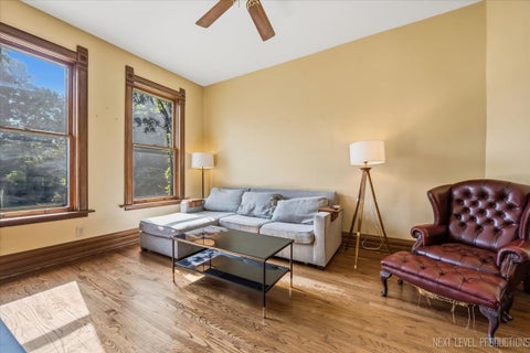 Tiny photo for 1137 S East Avenue, Oak Park, IL 60304 (MLS # 12704288)