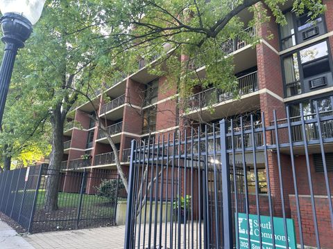 Tiny photo for 3021 S Michigan Avenue #311, Chicago, IL 60616 (MLS # 12479704)