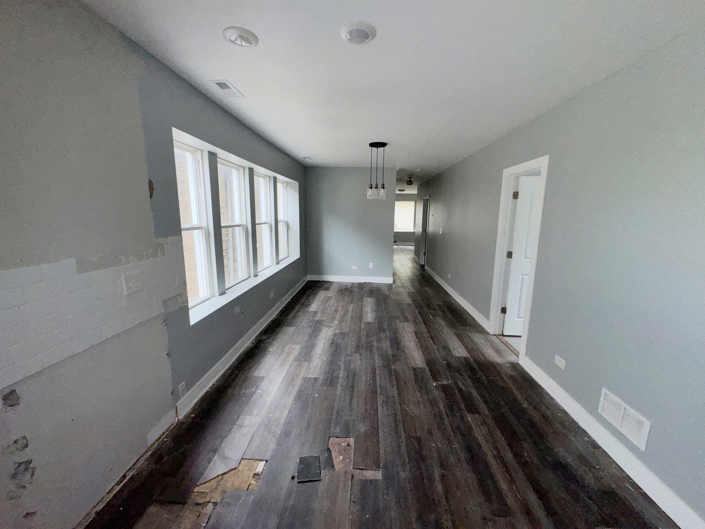 7738 S Wabash Avenue