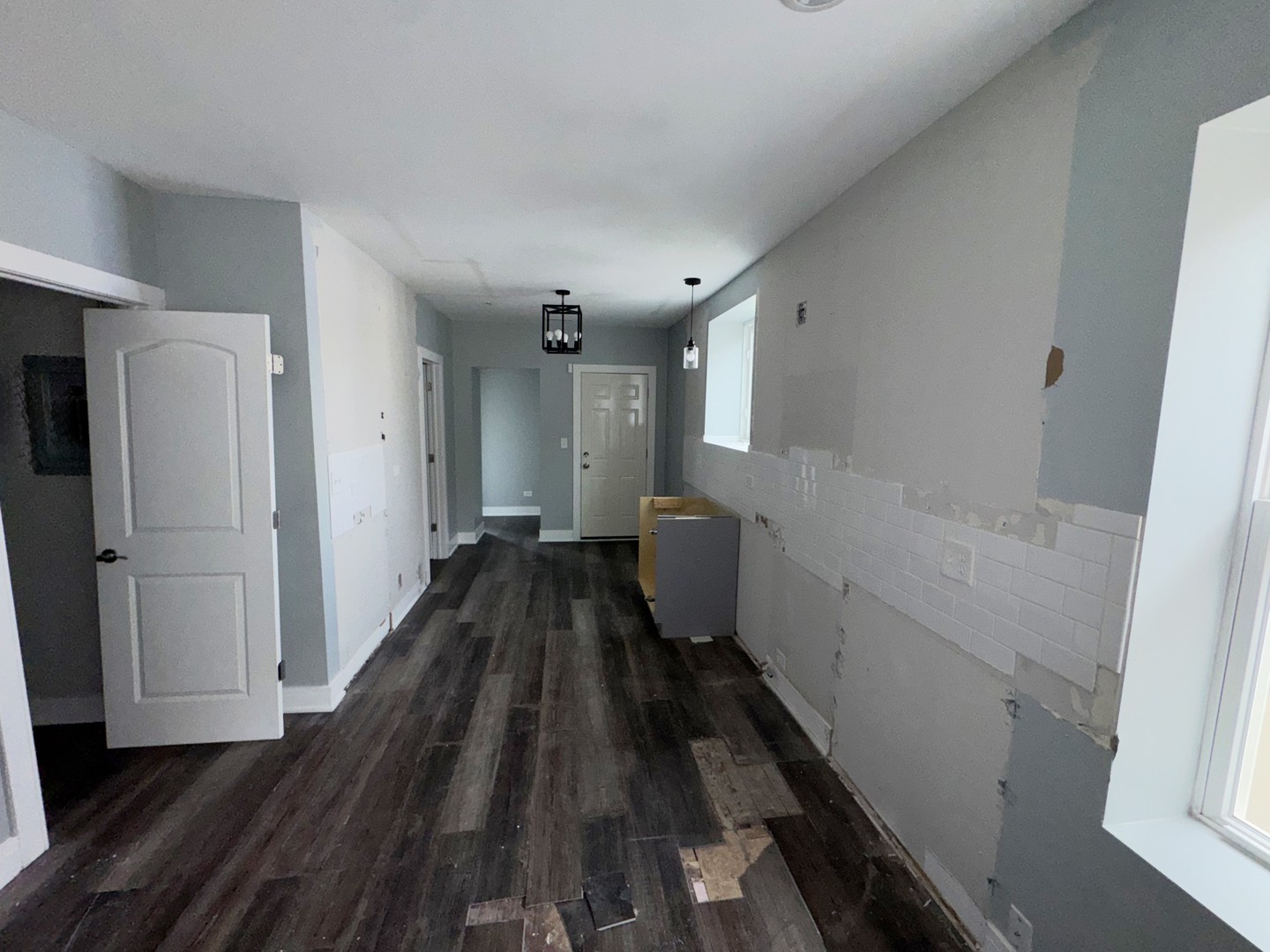 7738 S Wabash Avenue