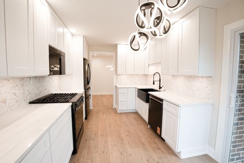 Tiny photo for 916 Surrey Drive #A1, Schaumburg, IL 60193 (MLS # 12311102)